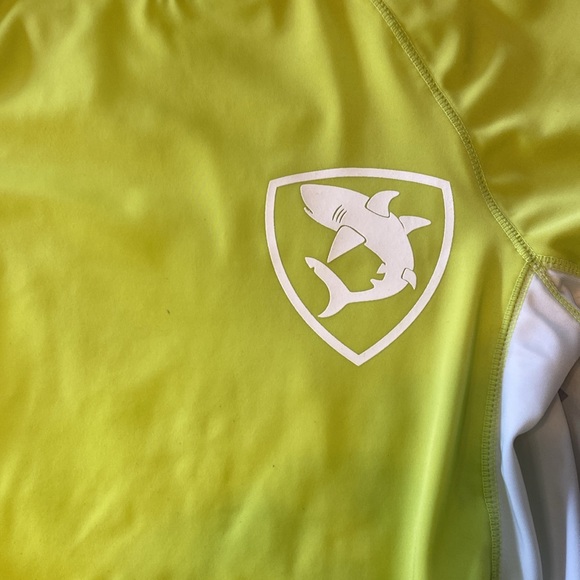 Short Sleeve Rash Guard- Spring Green - Picture 3 of 6